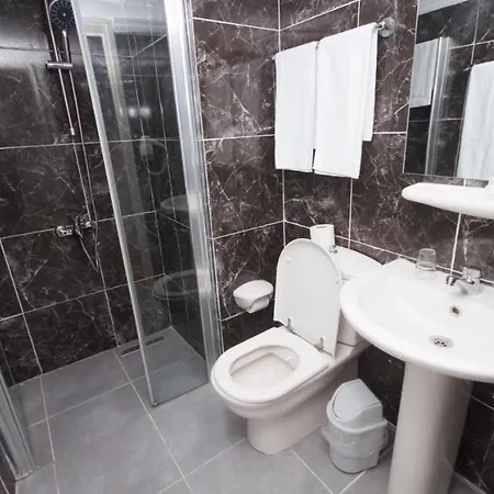 Mountain View Otel Agios Georgios (Kyrenia)